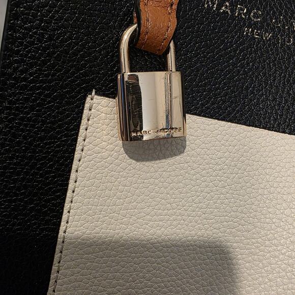 Marc Jacobs Grind Micro Mini Tote Multicolor Crossbody Bag Smoked Almond Multi - Picture 3 of 9